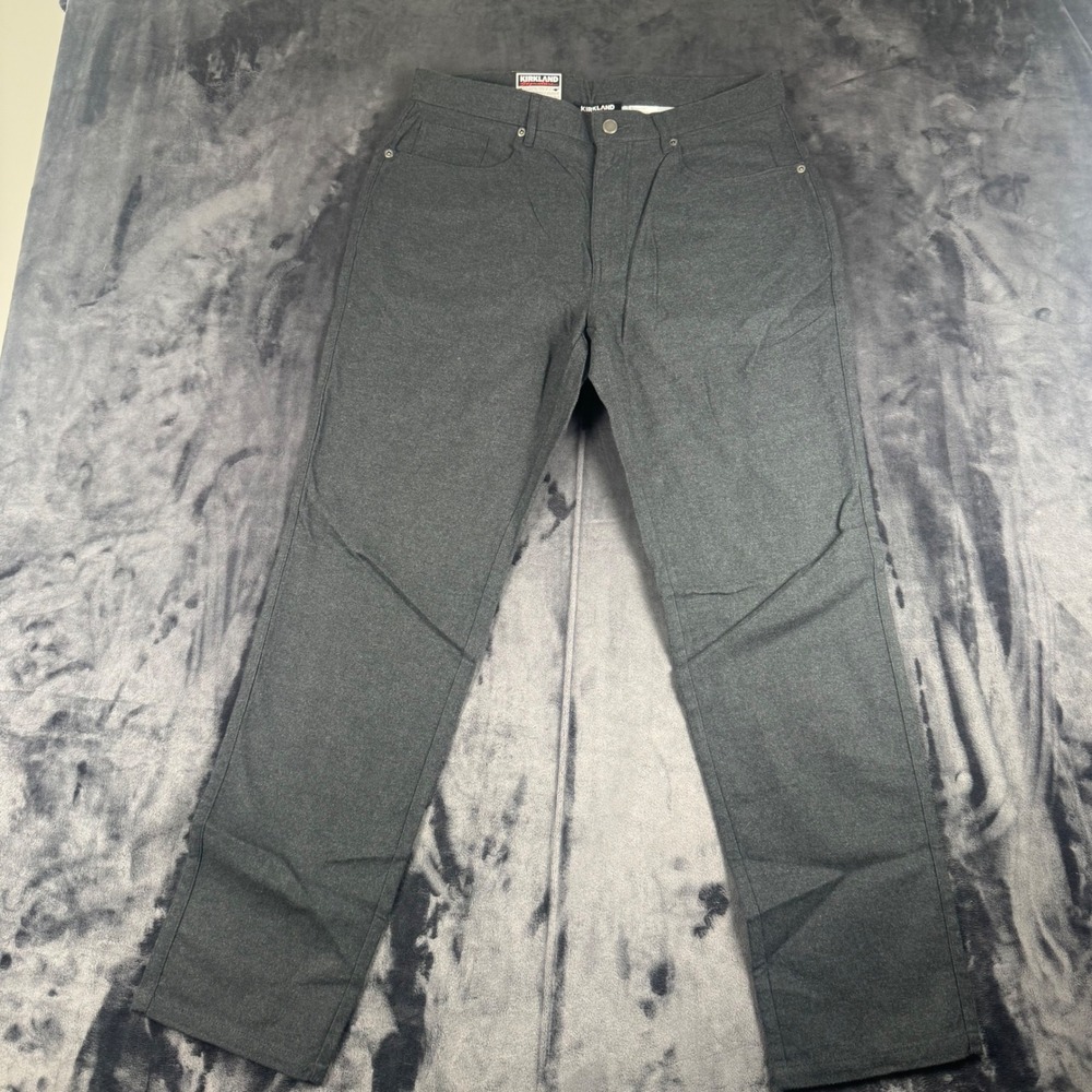 NWT Kirkland Signature 5-Pocket Pants Mens 32x30 Gray Straight Leg Casual Pants